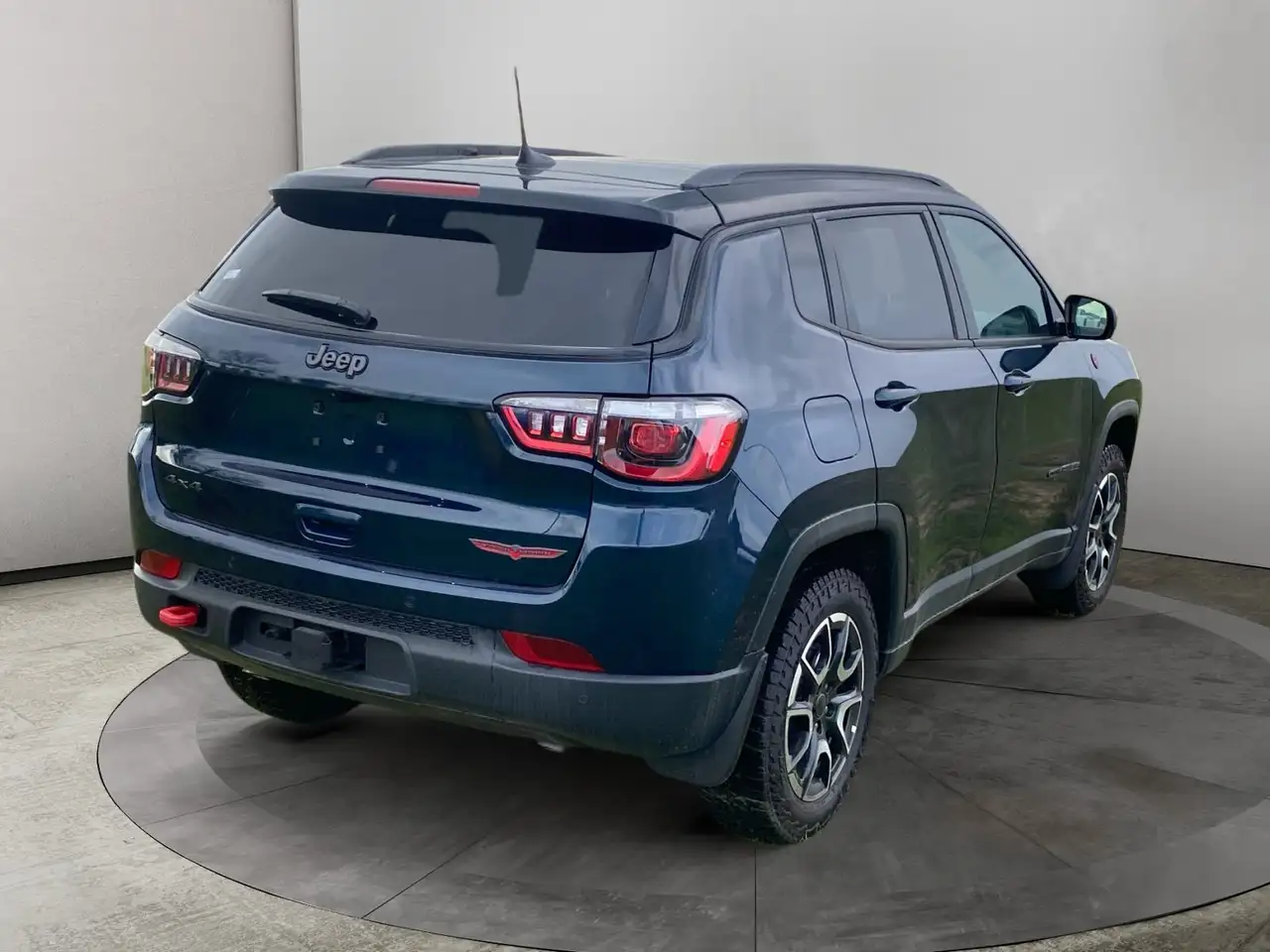 Jeep Compass photo Jeep Compass