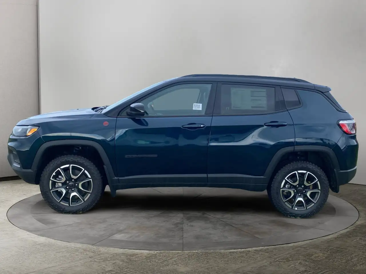 Jeep Compass photo Jeep Compass