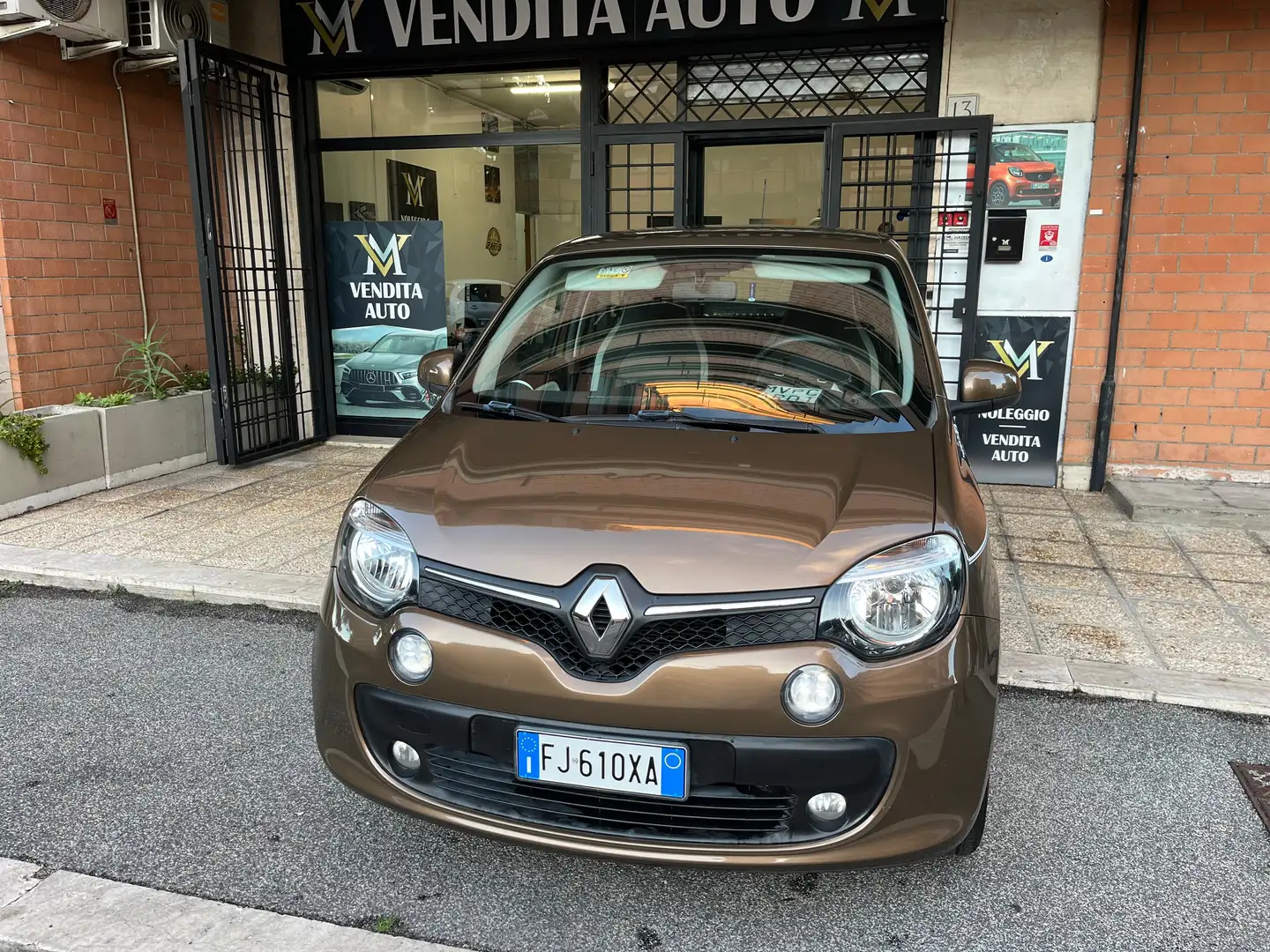 Renault Twingo *Retrocamera *NAVI* *LED* Marrone - 1