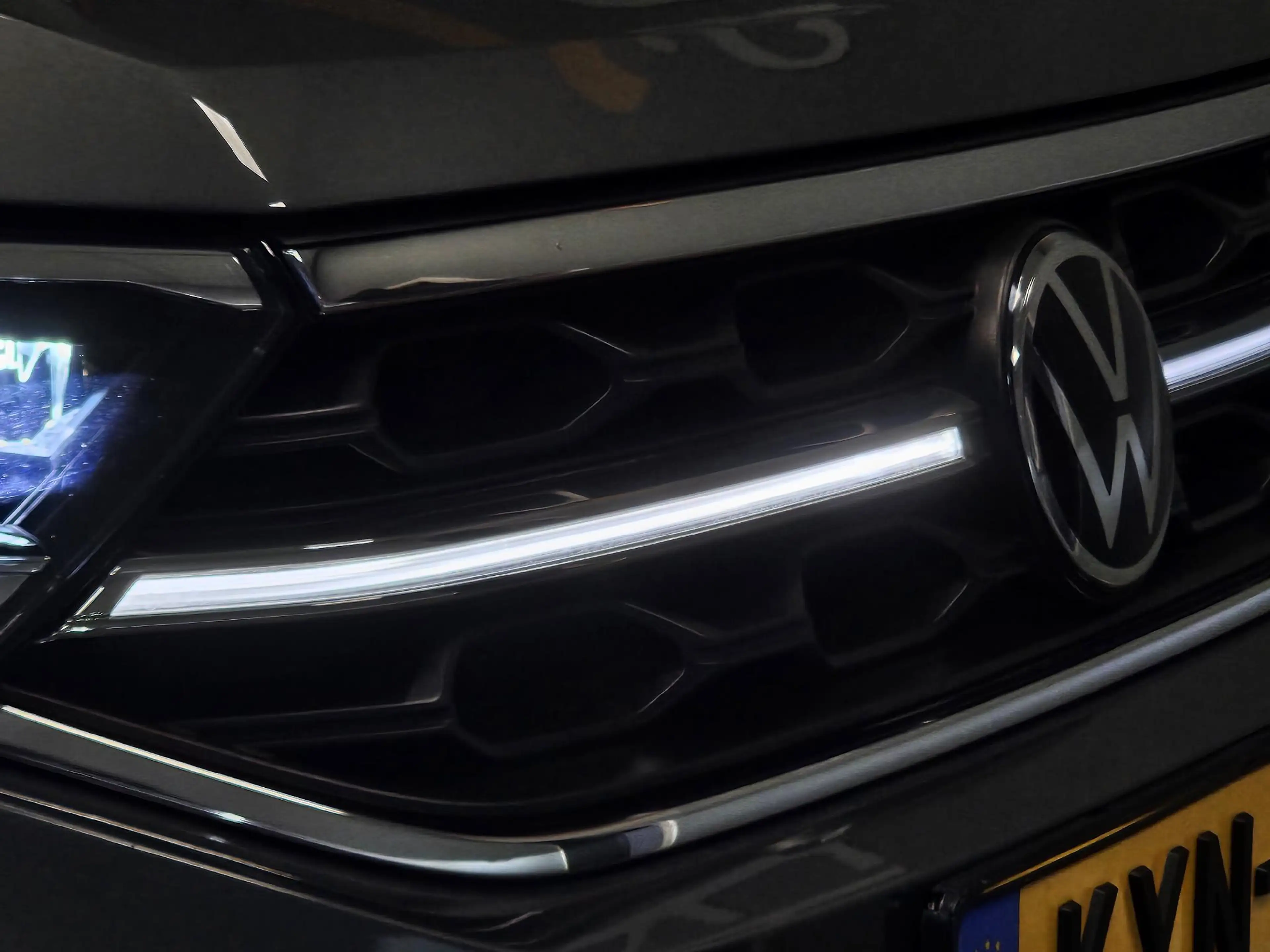 Volkswagen T-Roc 1.5 TSI R-Line Black Style | Stoelmassage | Adapti — photo 14