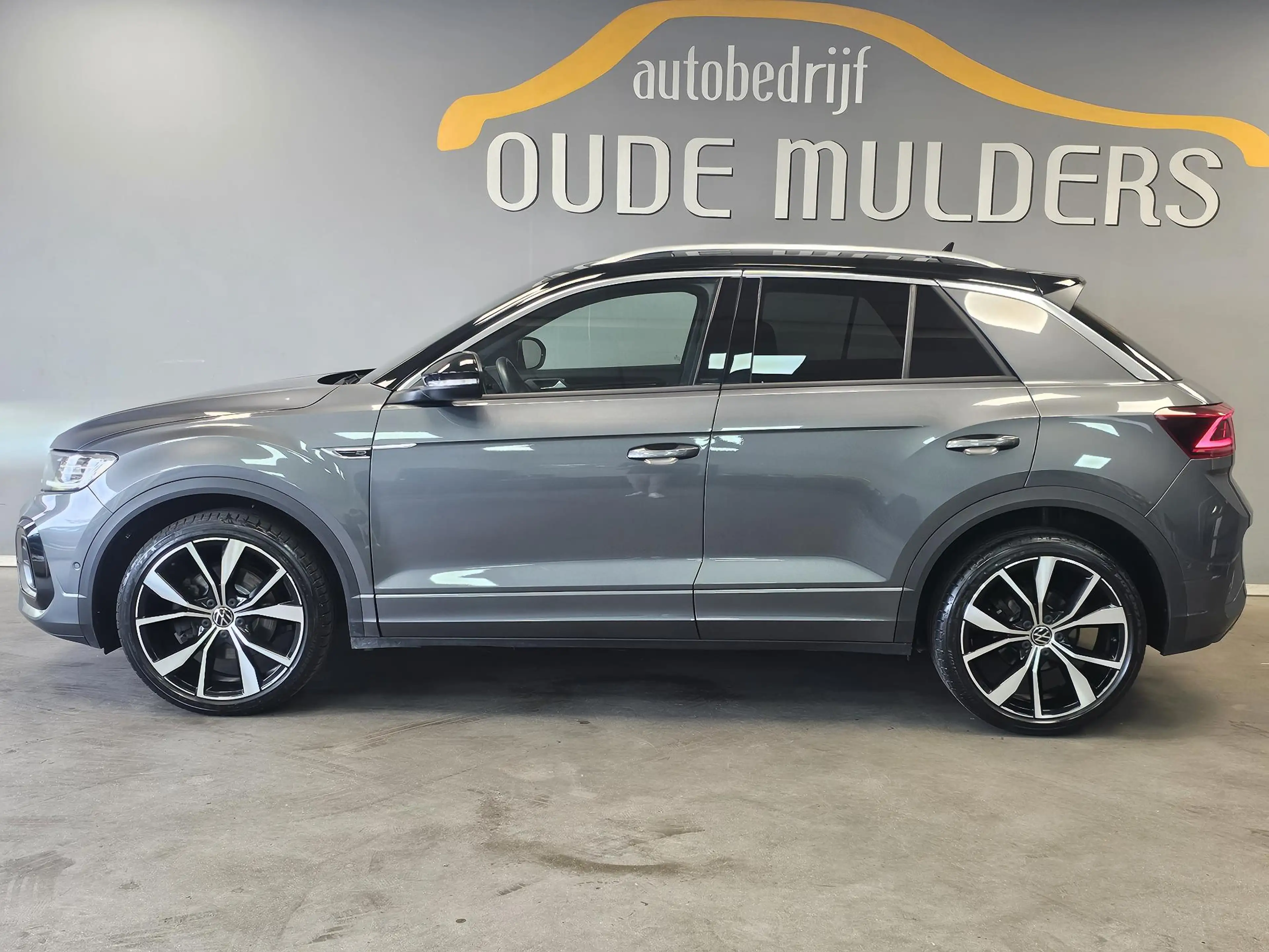 Volkswagen T-Roc 1.5 TSI R-Line Black Style | Stoelmassage | Adapti — photo 2