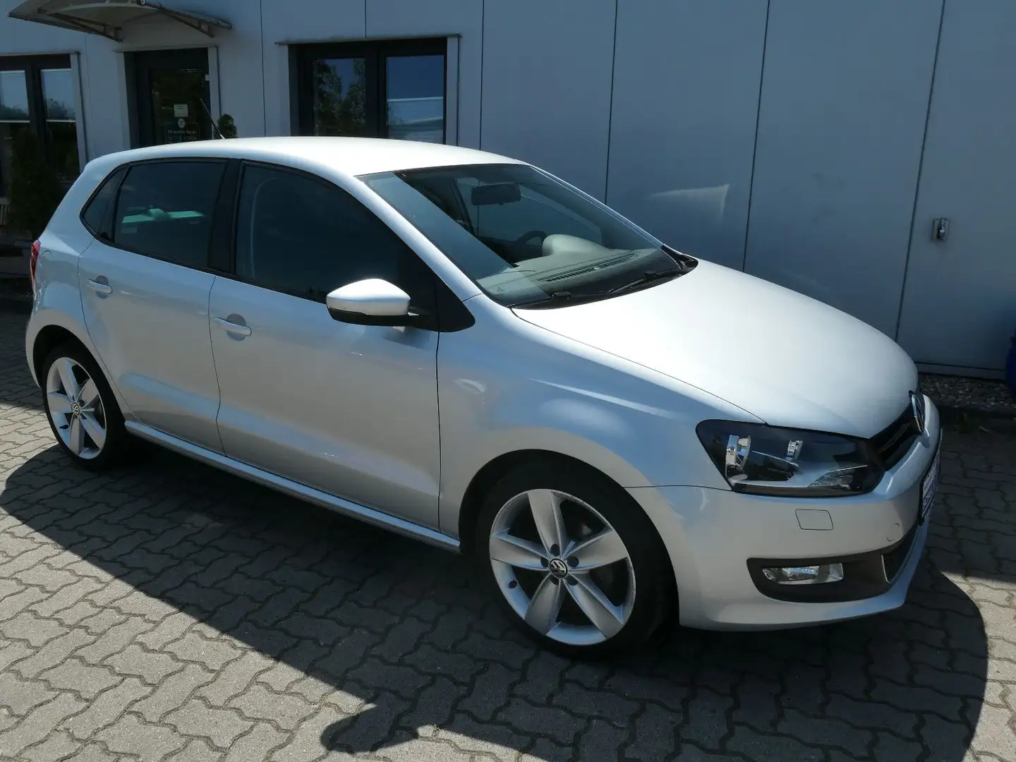 Volkswagen Polo V Highline // 2.Hd., Scheckh., Zahnr. Neu! Silber - 2