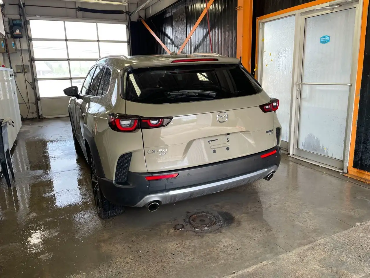 Mazda CX-50 снимка Mazda CX-50