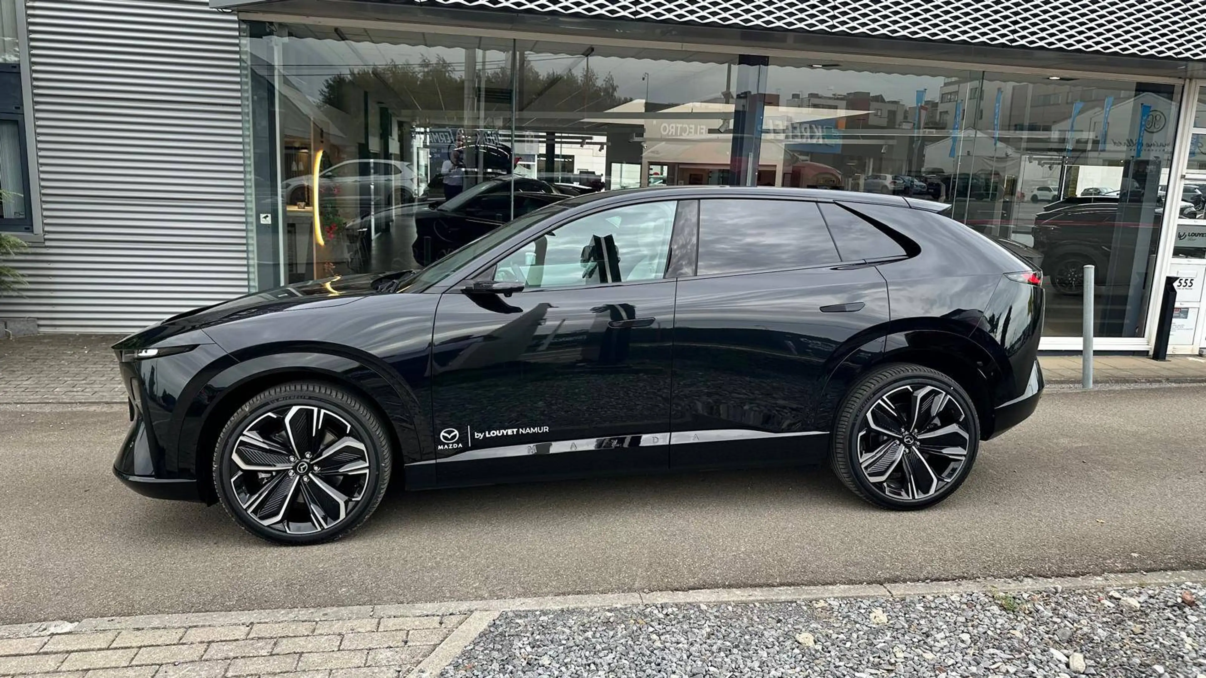 Mazda CX-6e CX-6e 78 kWh Takumi Plus Takumi Plus — photo 5