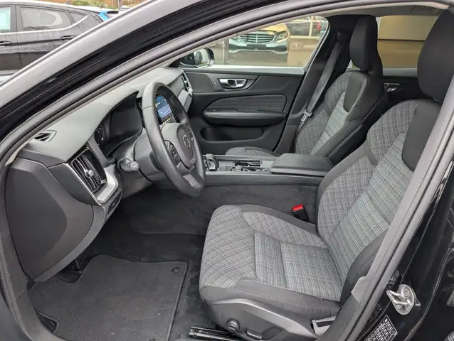 Volvo V60 view 7