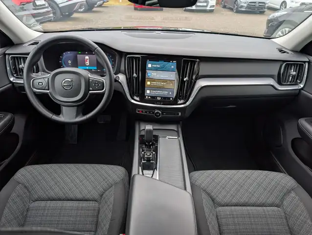 Volvo V60 view 12