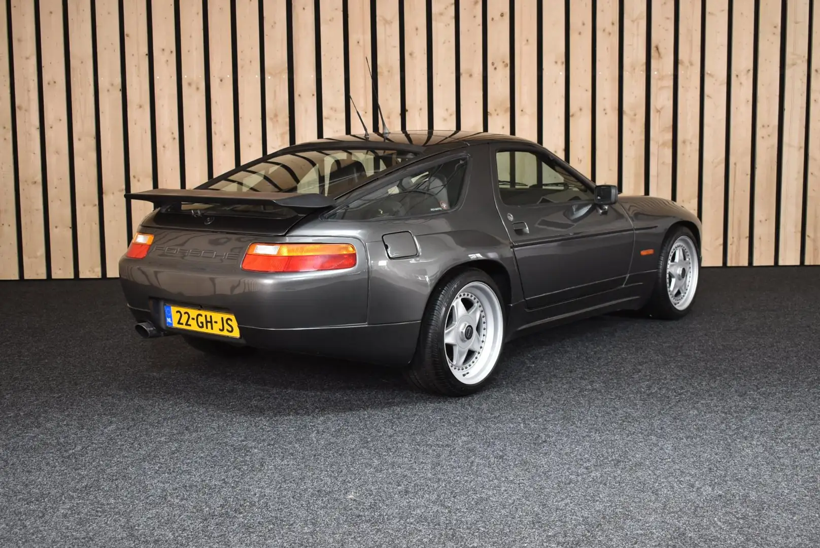Porsche 928 5.0 S4 aut. Originele Rinspeed 320pk V8 Airco Crui Grijs - 2