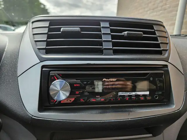 Nissan Pixo view 7