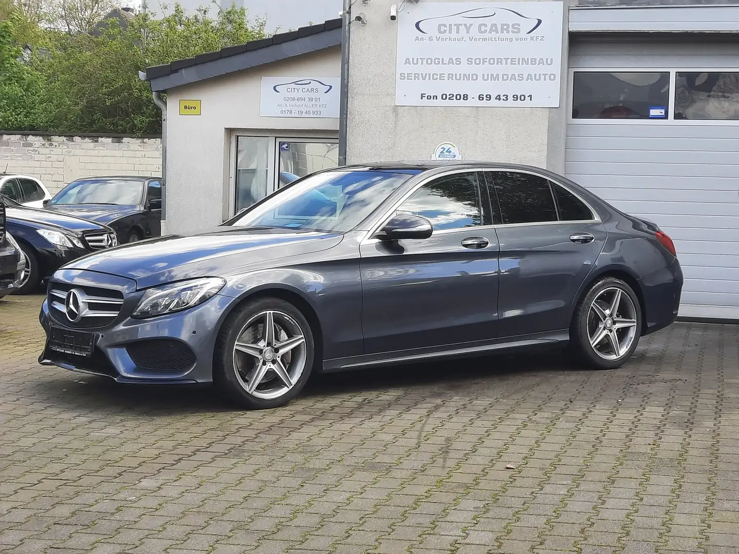 Mercedes-Benz C 300 4Matic 7G-TRONIC AMG Edition Gris - 2