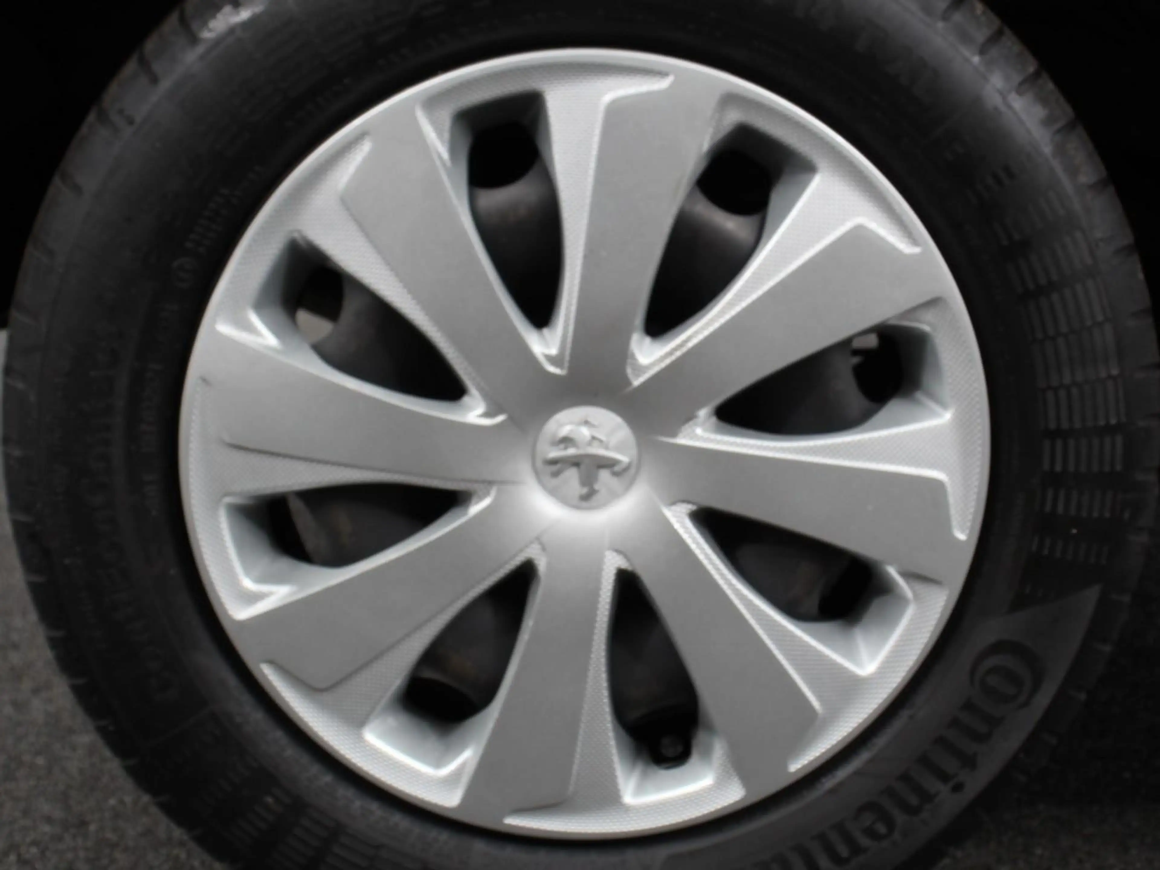 Peugeot 108 1.0 e-VTi Active Airco  Bluetooth  Led  DAB 5 deur — photo 4