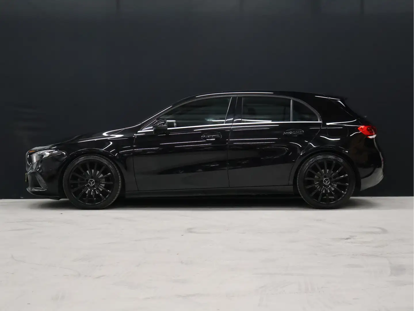 Mercedes-Benz A 160 Sport Business Solution *WEEKAANBIEDING* [WIDESCRE Noir - 2