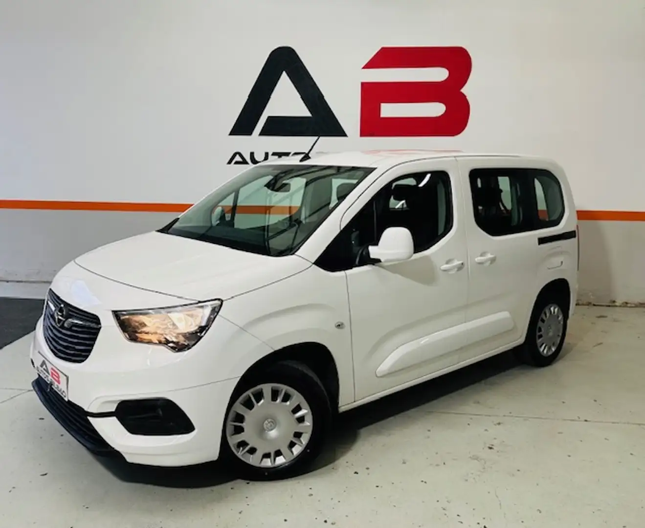 Opel Combo Life 1.5TD S/S Edition L 100 Blanc - 1