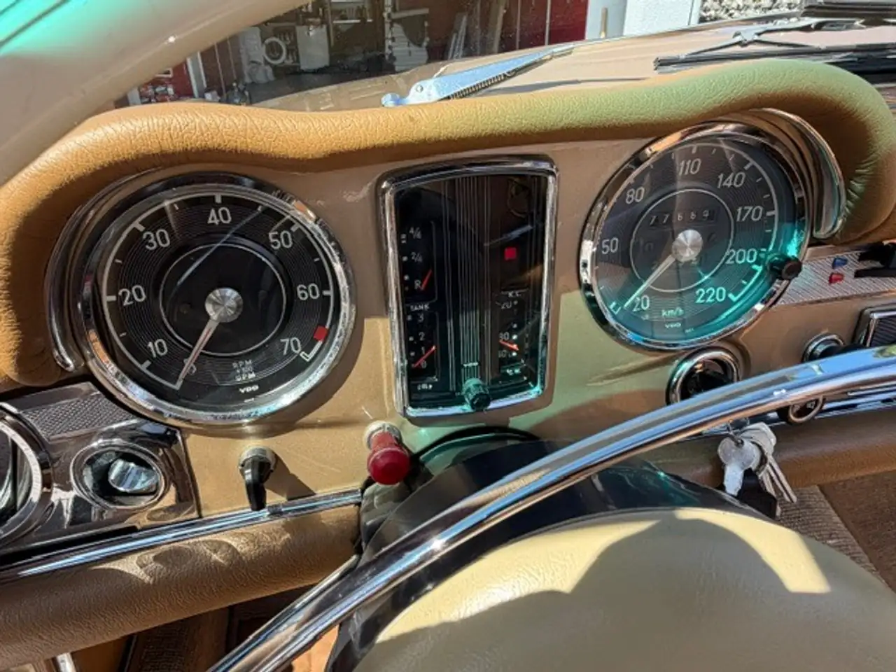 Mercedes-Benz SL 280 Pagode, foto 9