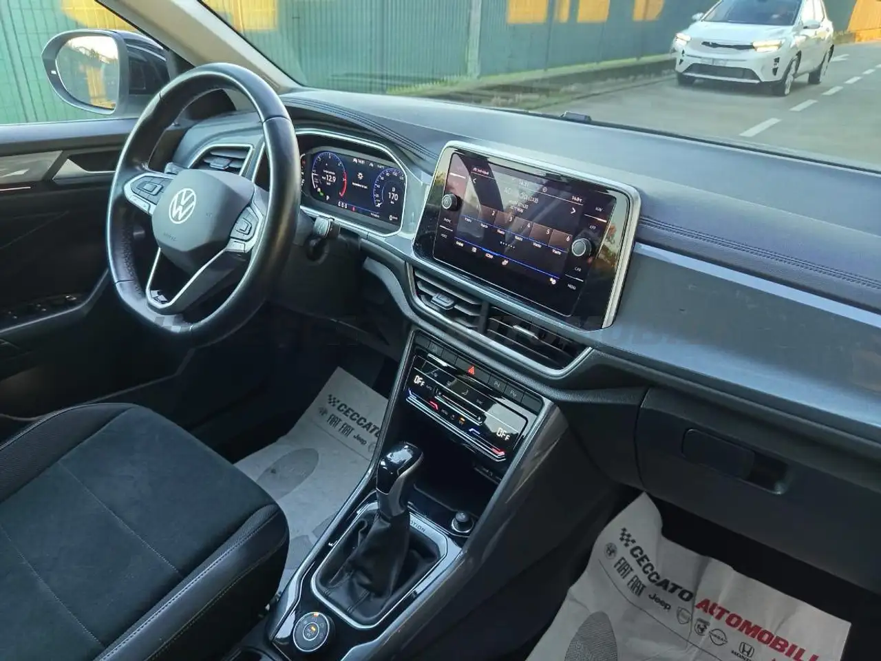 Volkswagen T-Roc 2.0 tdi Style 4motion 150cv dsg, миниатюра 7