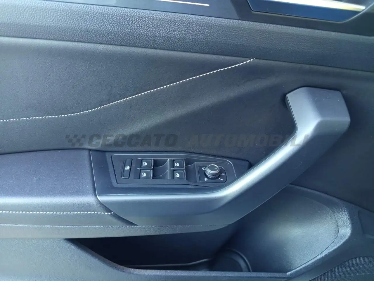 Volkswagen T-Roc 2.0 tdi Style 4motion 150cv dsg, миниатюра 13