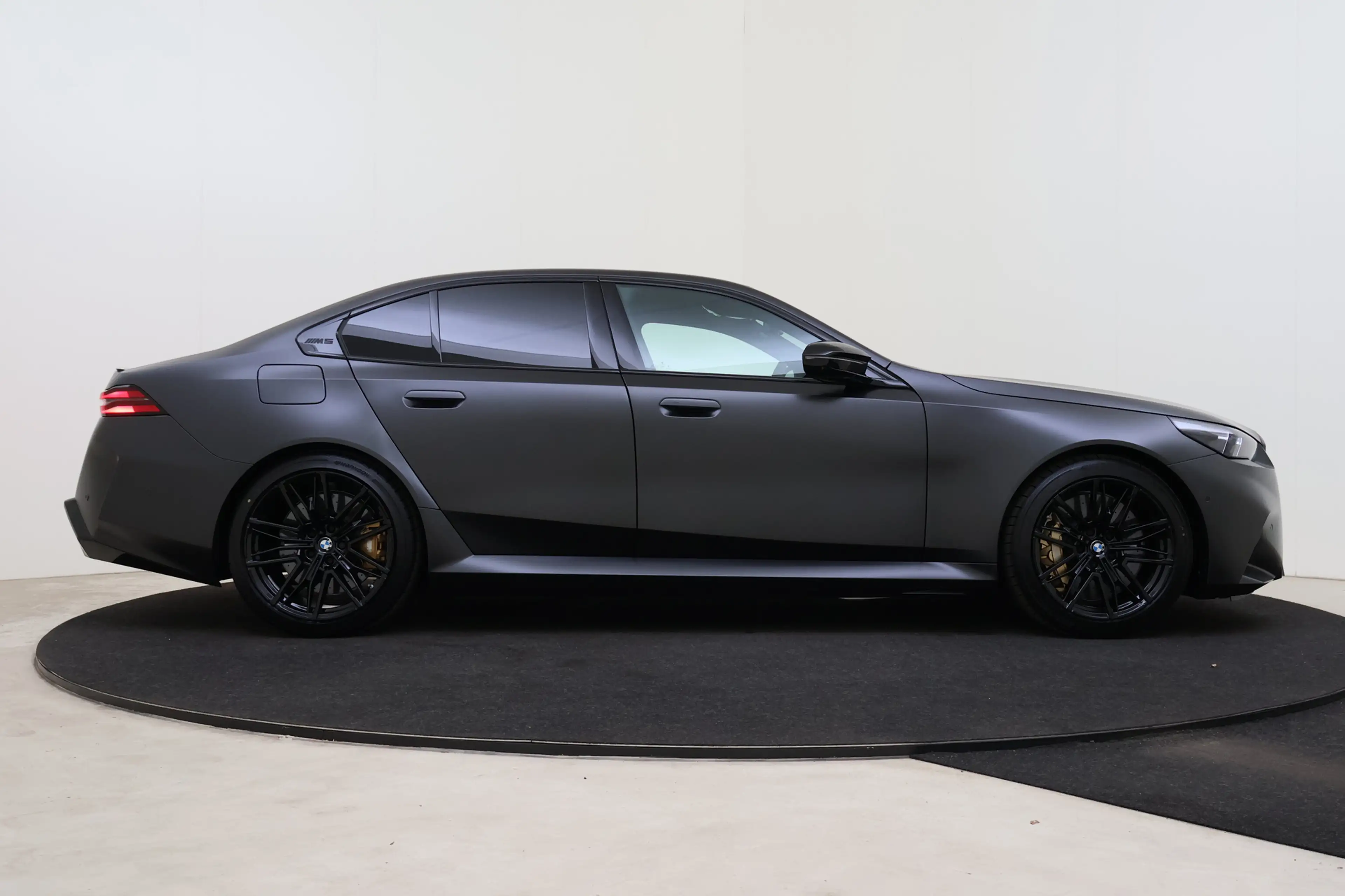 BMW M5 Automaat / M Drive Professional / Panoramadak / Tr — photo 7