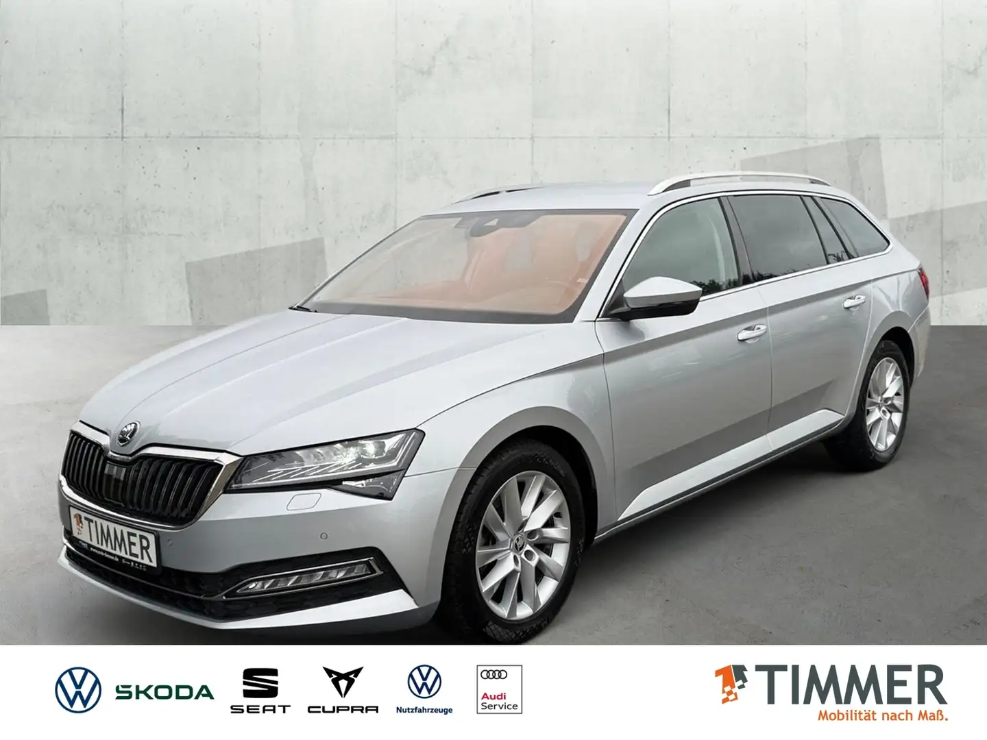 Skoda Superb 2.0 TDI DSG STYLE *AHK *LED *RKAM *TEMPO *NAVI *L Argento - 1
