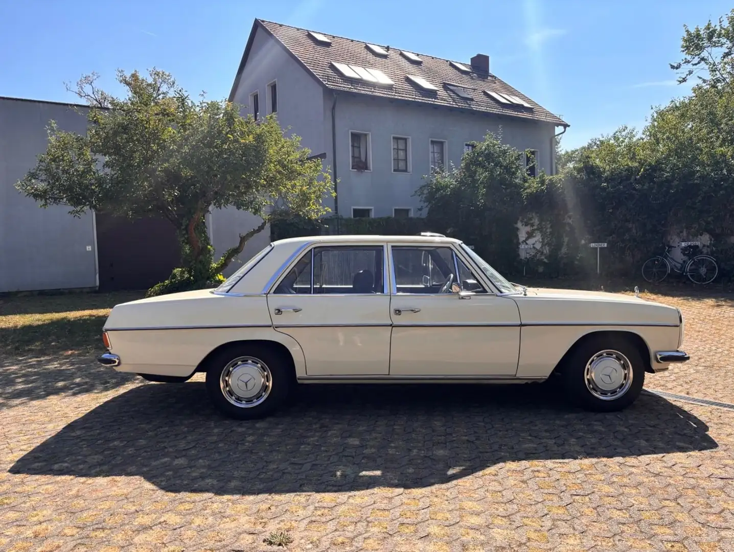 Mercedes-Benz 200 Beyaz - 2