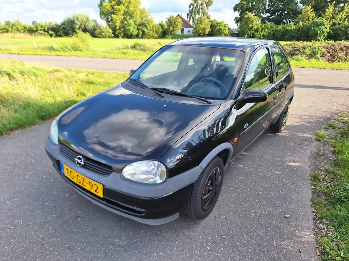 Opel Corsa Corsa 1.4 | 44KW | 3D Negru - 1