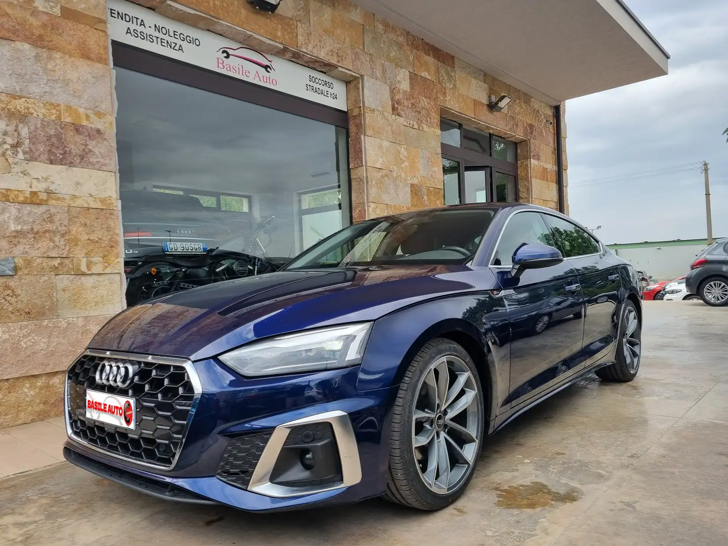 Audi A5 A5 Sportback 35 2.0tdi mhev S line1 63cv s-tronic Bleu - 2