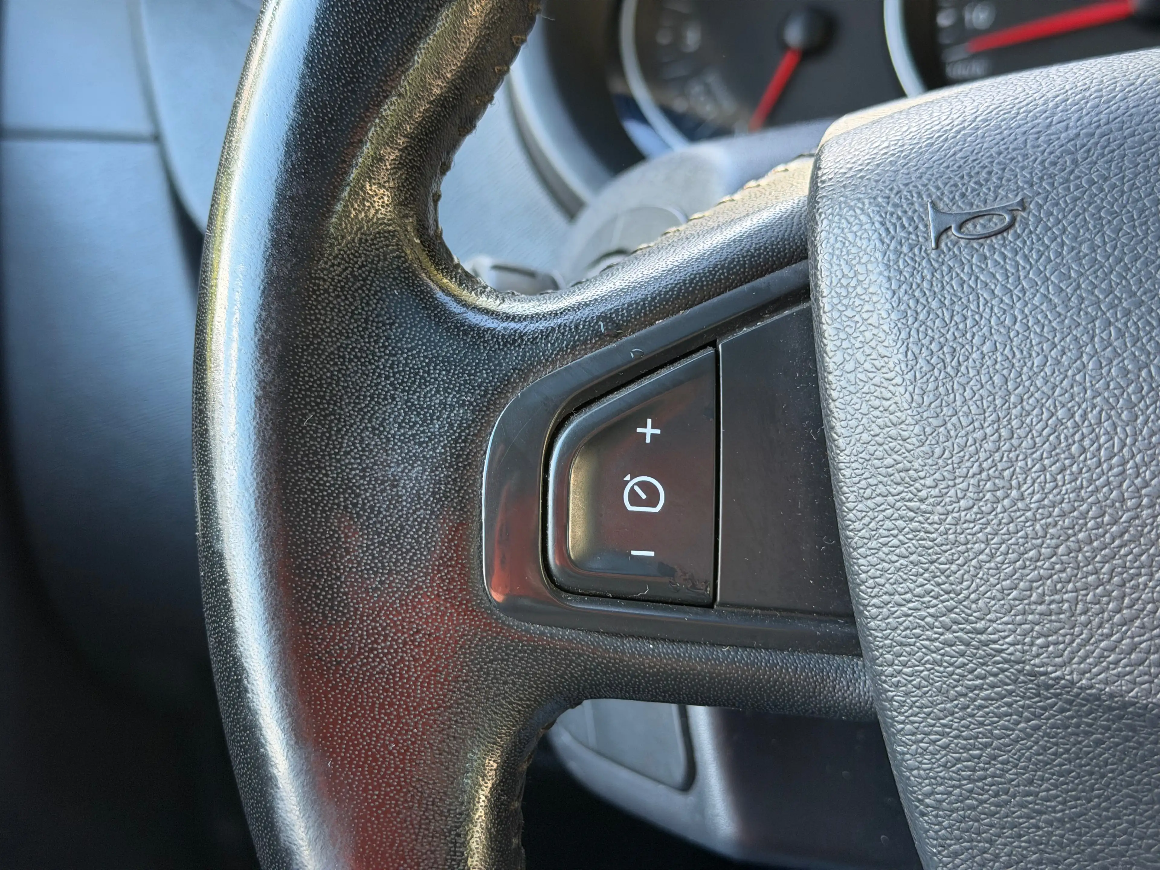 Renault Kangoo Luxe 1.5 dCi+TÜV NEU+PANO+AHK+KLIMA+NAVI+BLEUTOOTH+ — photo 14
