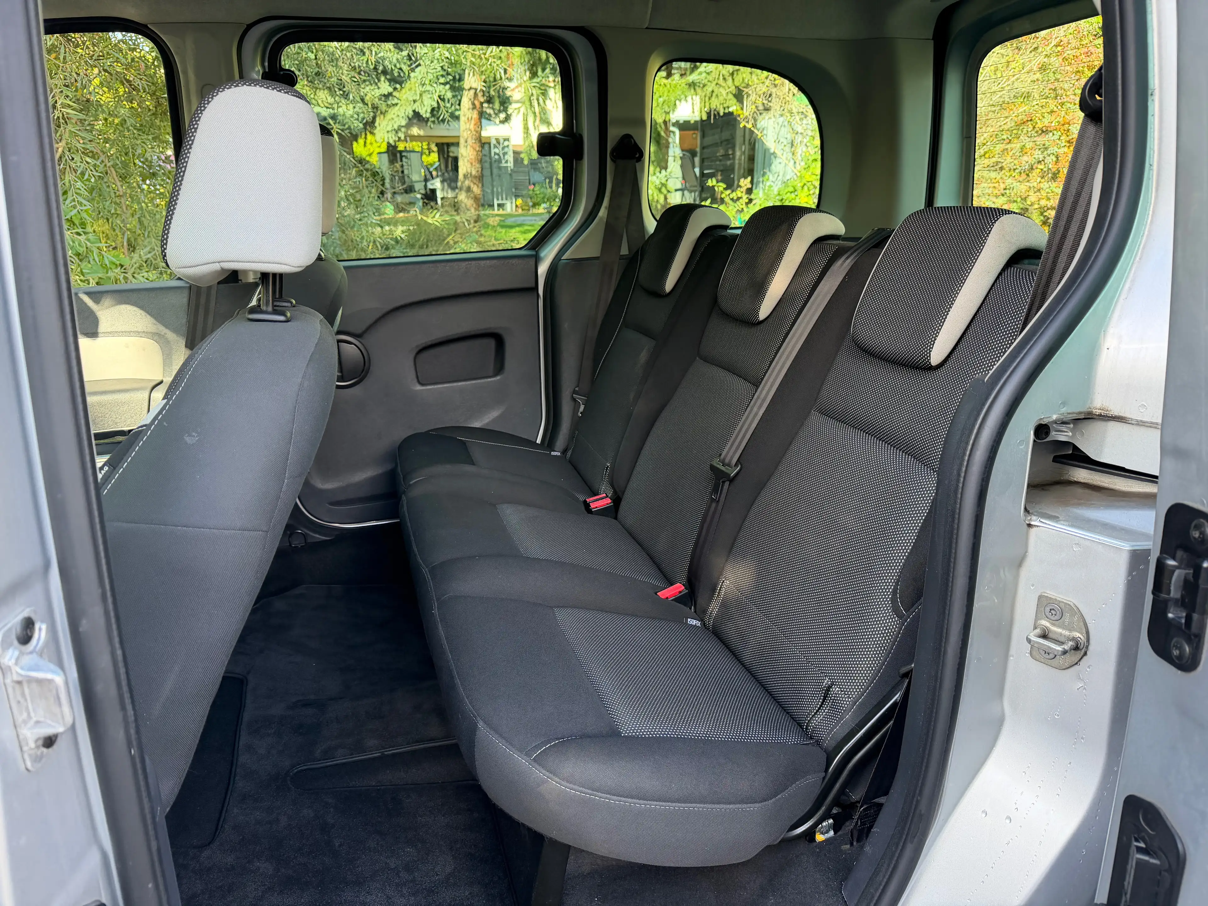 Renault Kangoo Luxe 1.5 dCi+TÜV NEU+PANO+AHK+KLIMA+NAVI+BLEUTOOTH+ — photo 8