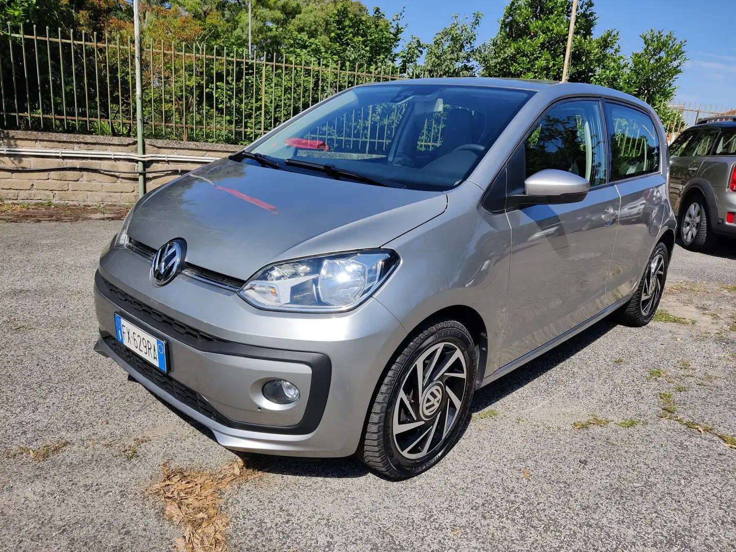 Volkswagen up! UP "MOVE" 5 PORTE 1.0cc Grigio - 2