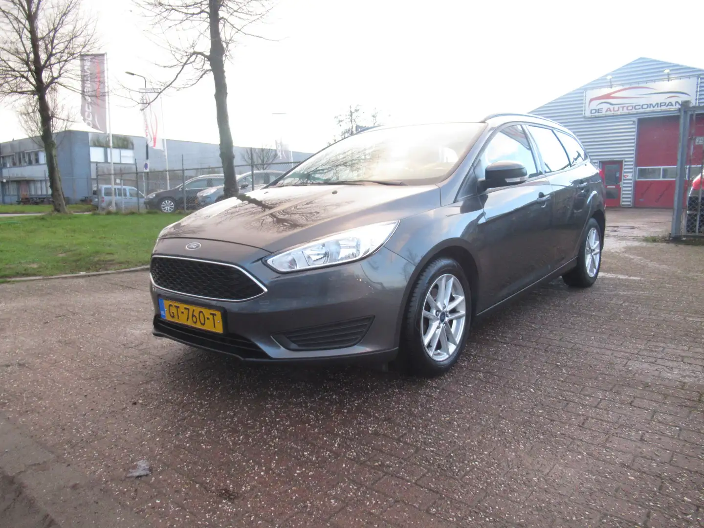 Ford Focus Wagon 1.0 Trend Edition - Goed onderhouden | Nette Grijs - 2