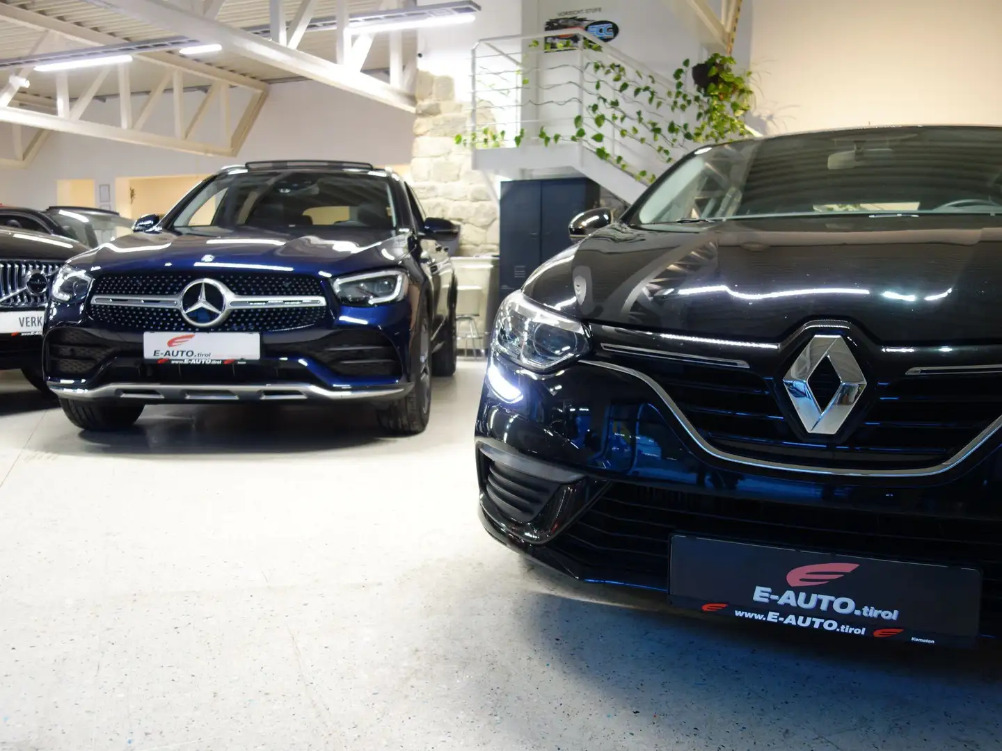 Renault Megane Grandtour TCe100 *TEMPOMAT *BLUETOOTH *LED TFL Schwarz - 2
