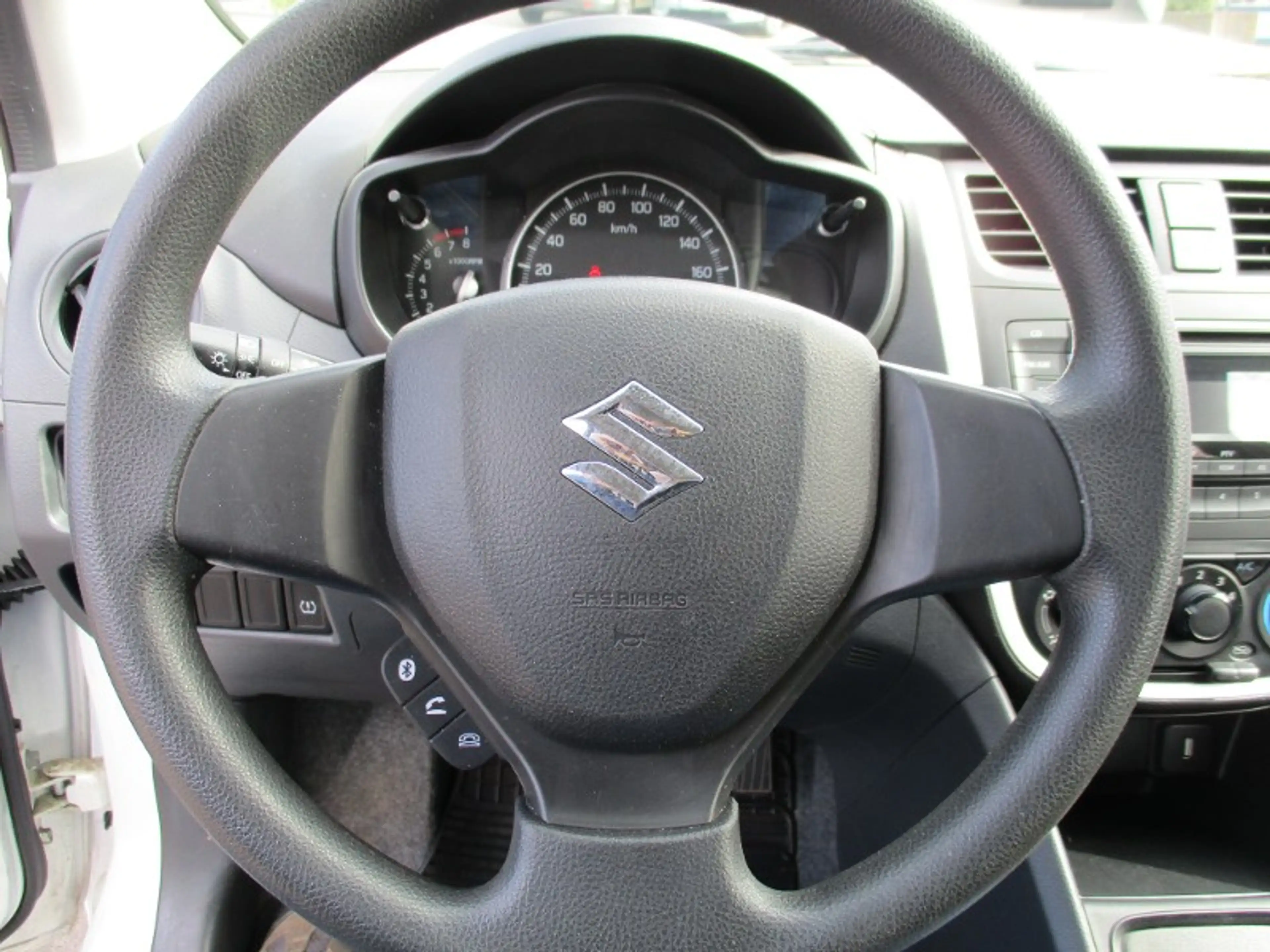 Suzuki Celerio 1,0 Club Automatik Klima — photo 8