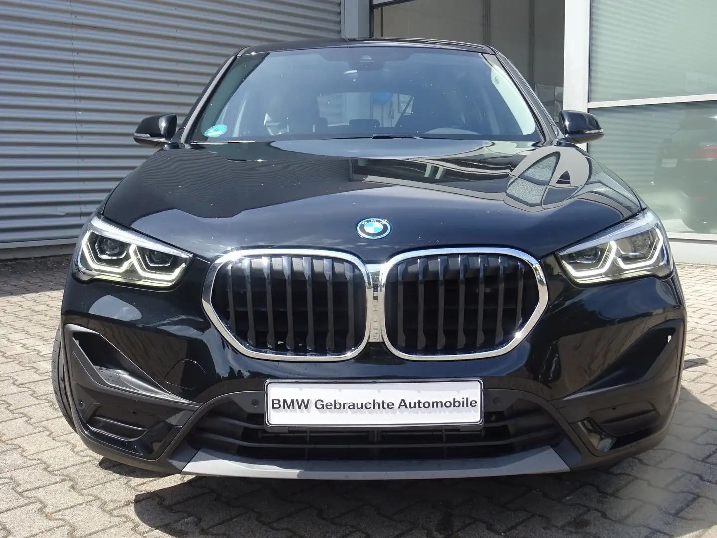 BMW X1 xDrive25e Advantage LED Navi Kamera LM SH PDC Schwarz - 2