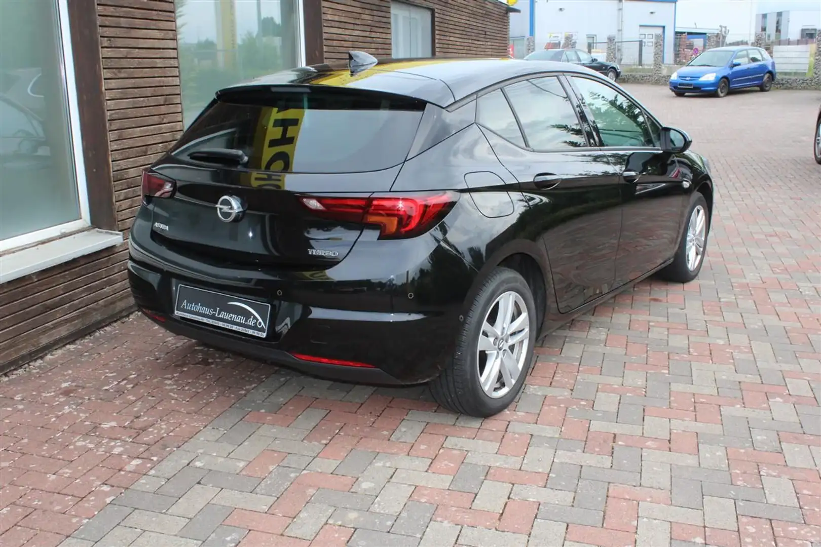 Opel Astra 1.4 Turbo Zwart - 2