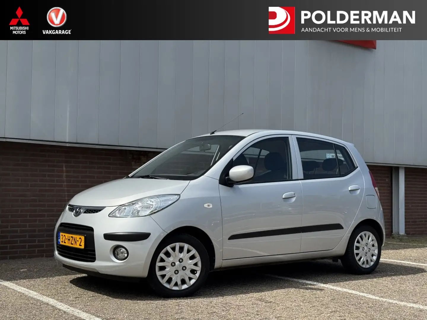 Hyundai i10 1.25i Dynamic Cool Grau - 1
