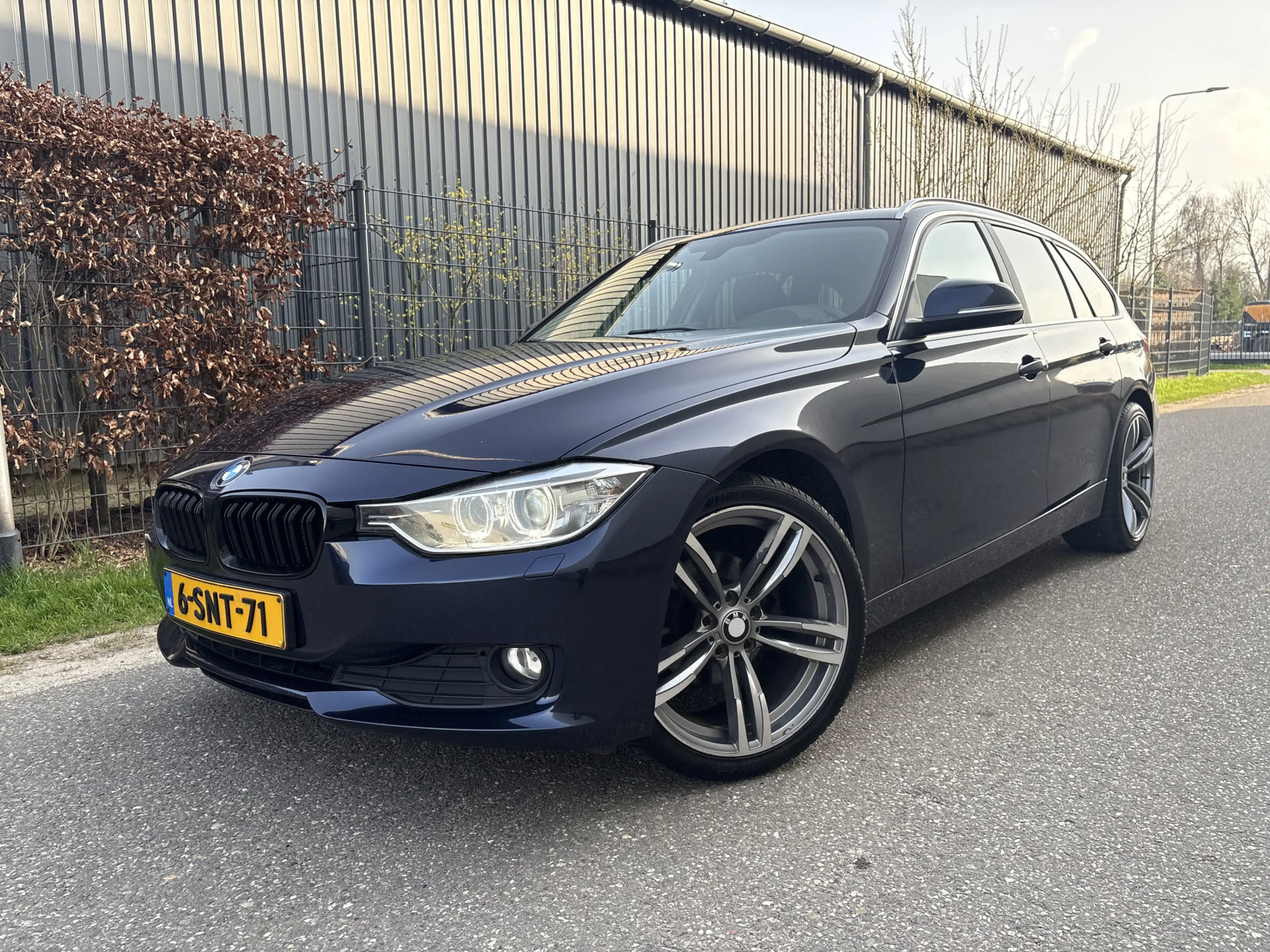 BMW 316 3-serie Touring 316i Executive Upgrade / NAVI / AI