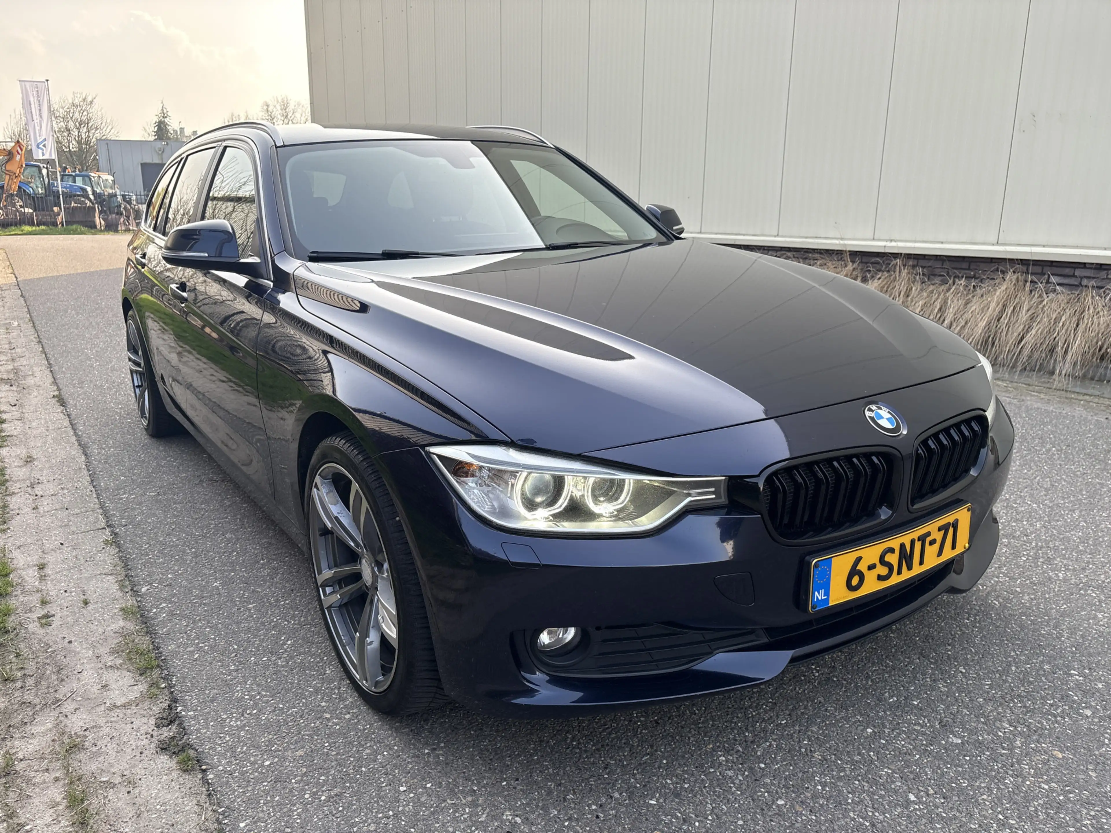 BMW 316 3-serie Touring 316i Executive Upgrade / NAVI / AI — photo 20