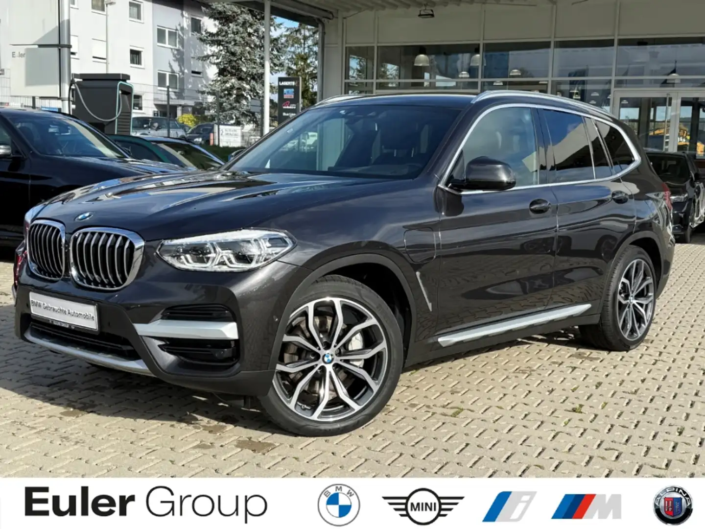 BMW X3 xDrive 30e A DA adLED ParkAss HUD AHK-klappbar SHZ Grau - 1