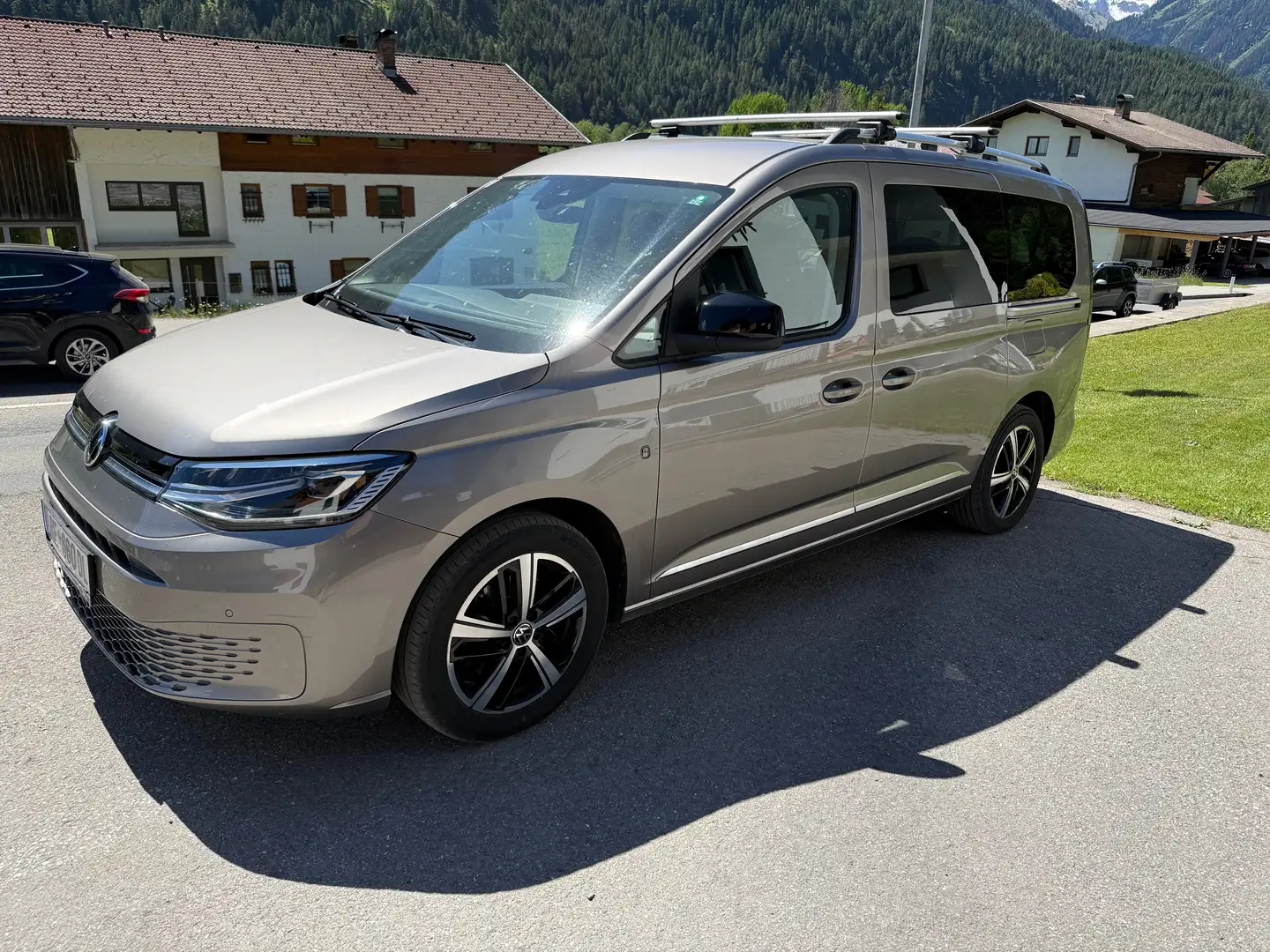 Volkswagen Caddy Caddy Maxi 2,0 TDI Style MAXI 4Motion Grau - 2