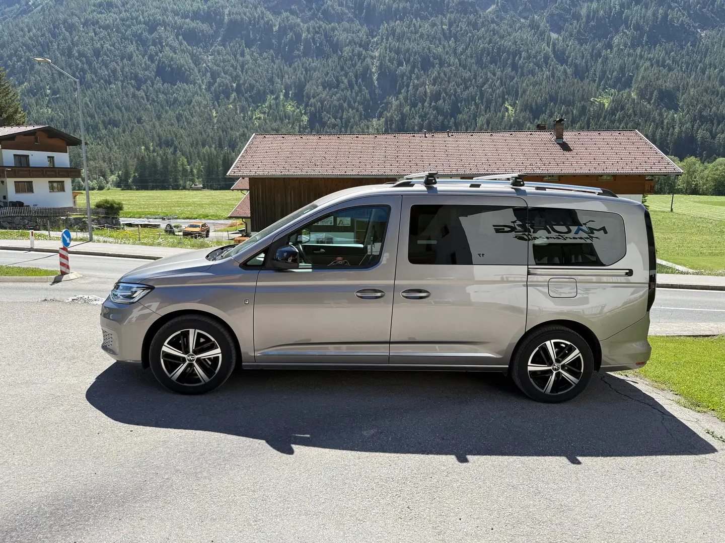 Volkswagen Caddy Caddy Maxi 2,0 TDI Style MAXI 4Motion Grau - 1