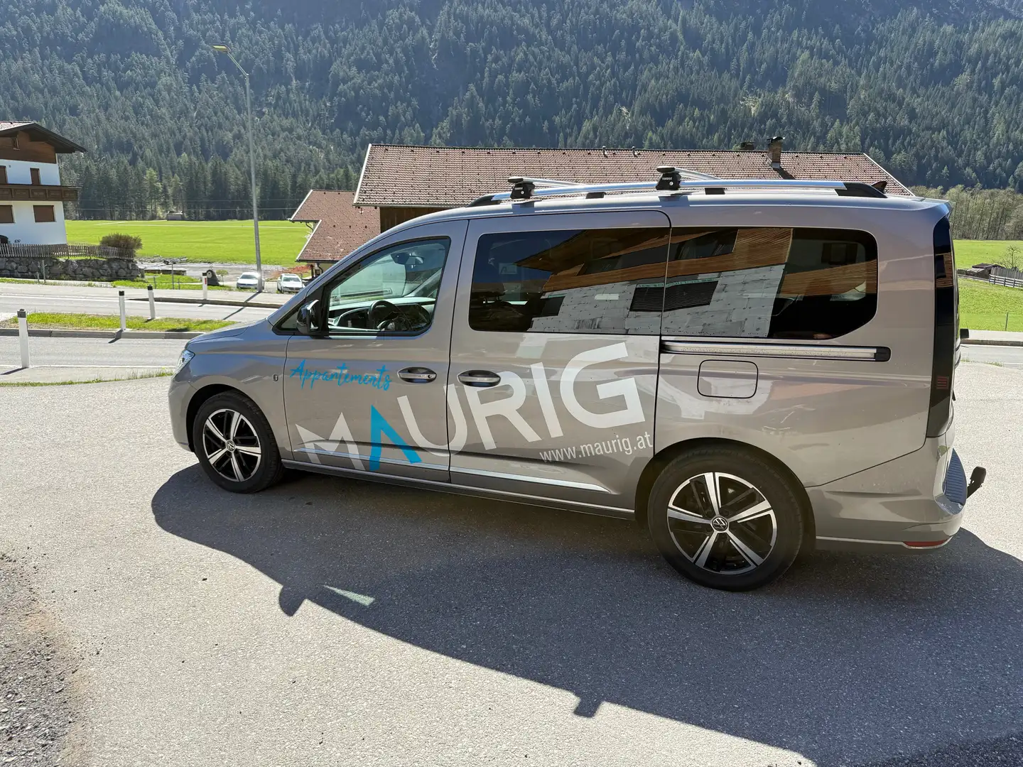 Volkswagen Caddy Caddy Maxi 2,0 TDI Style MAXI 4Motion Grau - 1