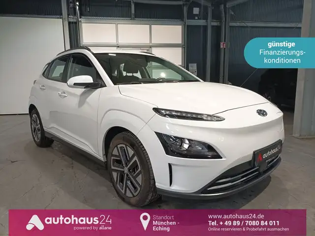 2023 Hyundai Kona in White for sale