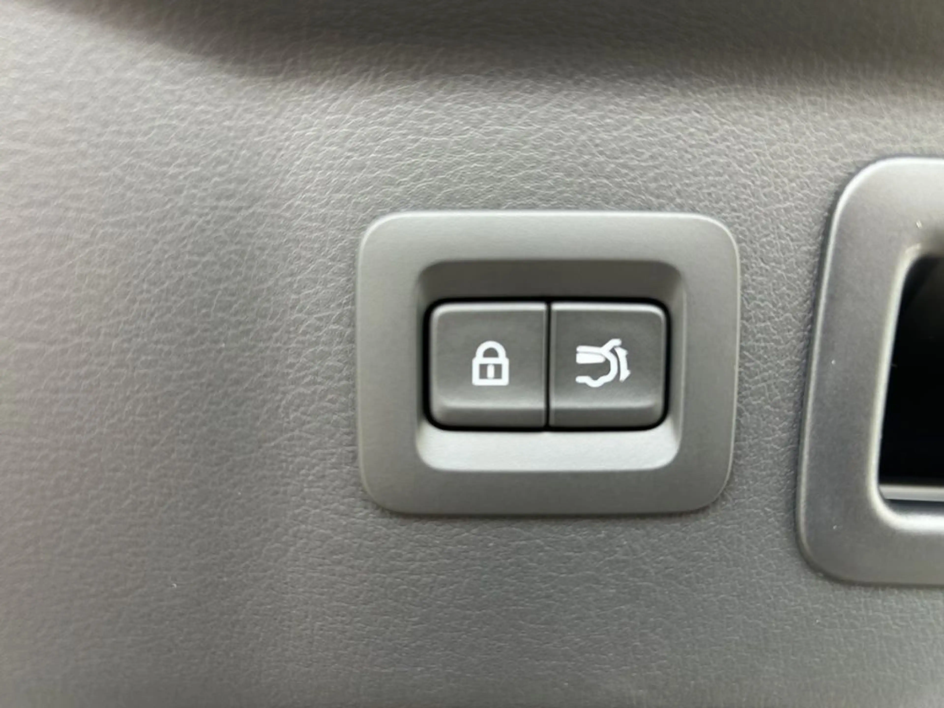 Mazda CX-80 PHEV AWD 327PS Homura Plus MJ2026 — photo 9