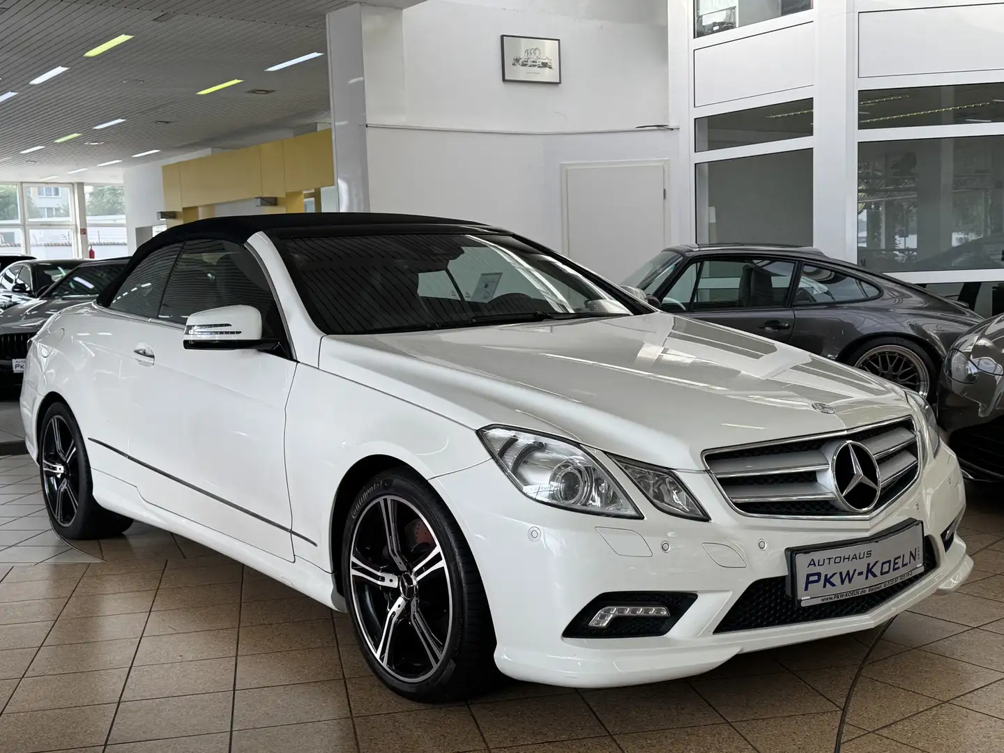 Mercedes-Benz E 500 AMG-LiNE*KEY GO*KAMERA*COMAND*ToTW*H&K* Weiß - 2