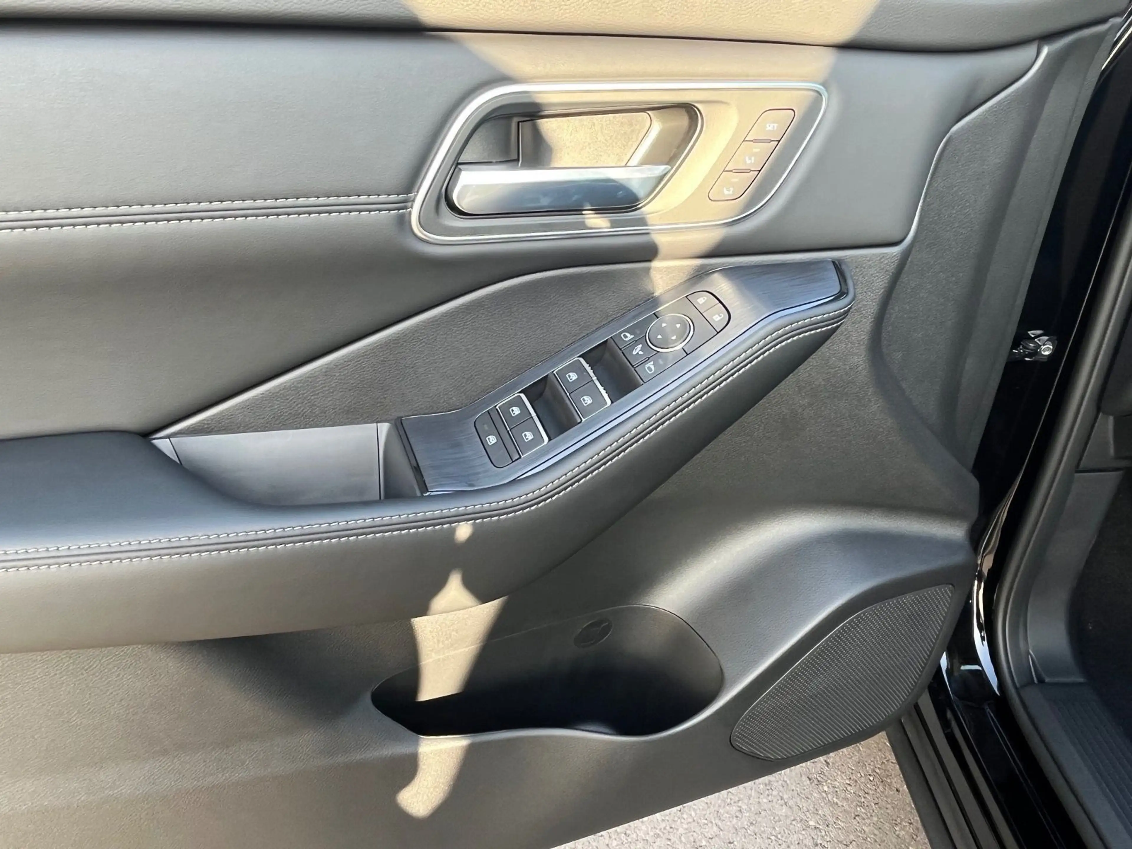 Nissan X-Trail e-Power Tekna+ e-4ORCE,HUD,BOSE,Memory — photo 15