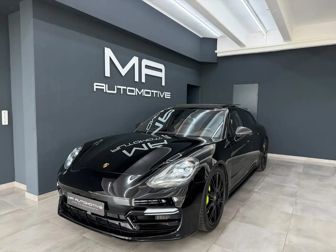Porsche Panamera
