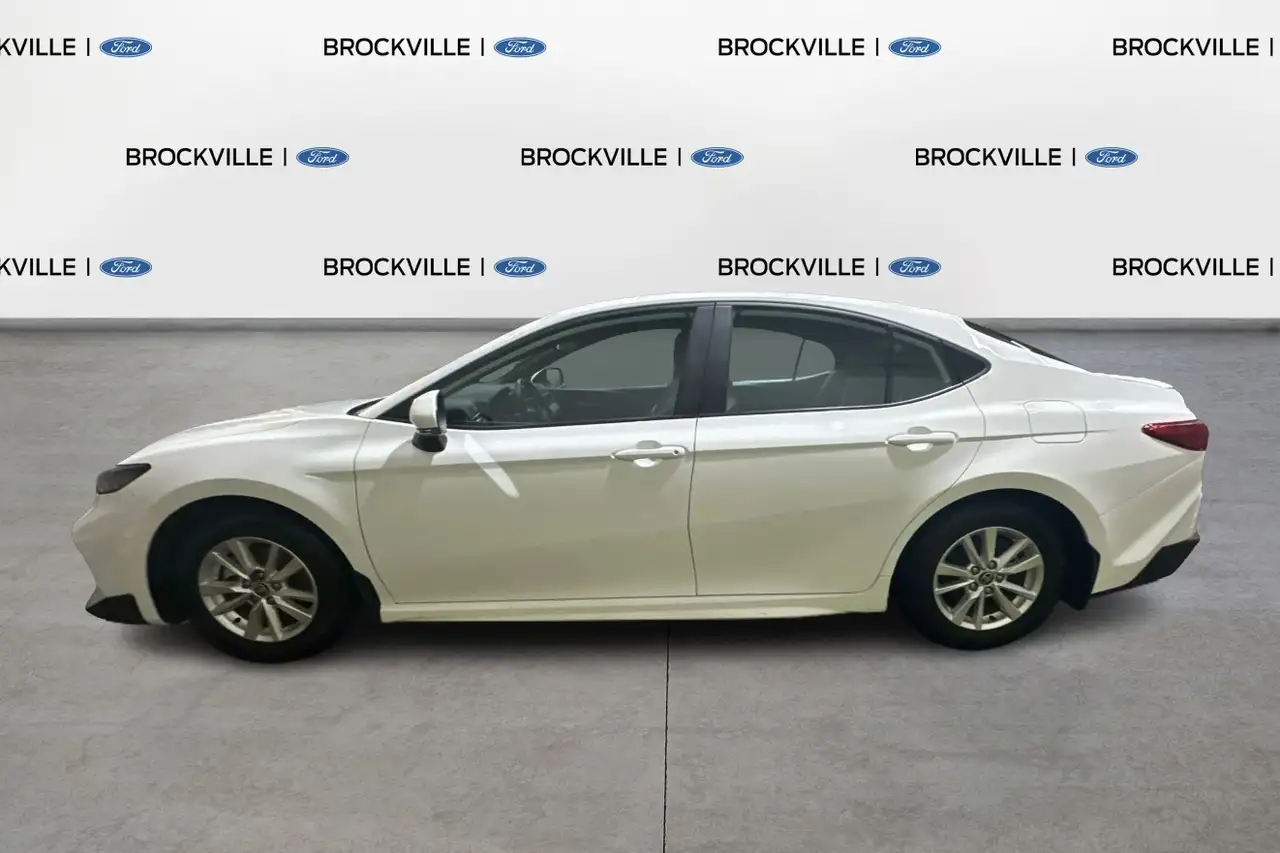 Toyota Camry снимка Toyota Camry