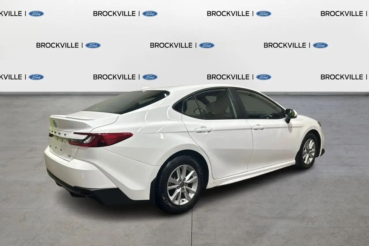 Toyota Camry снимка Toyota Camry