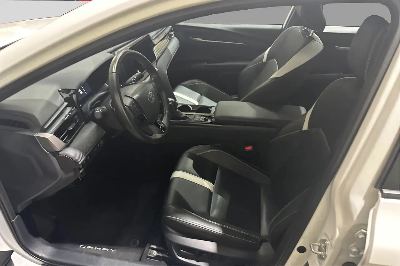 Toyota Camry снимка Toyota Camry
