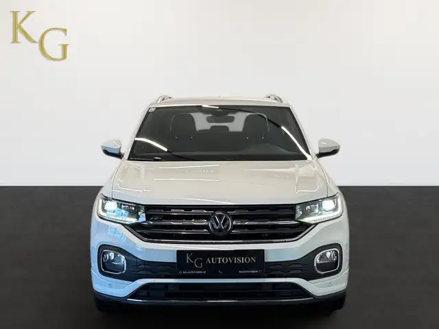 Volkswagen T-Cross view 11