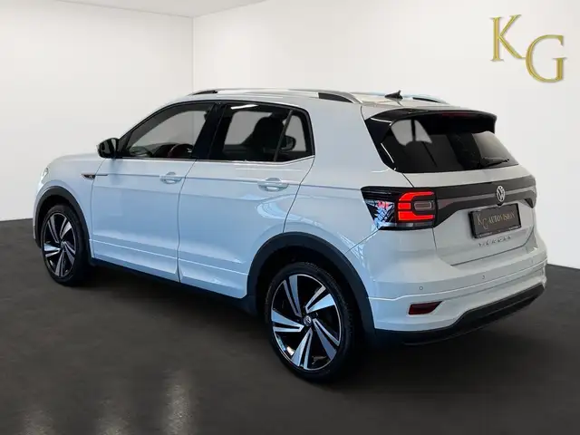 Volkswagen T-Cross view 5