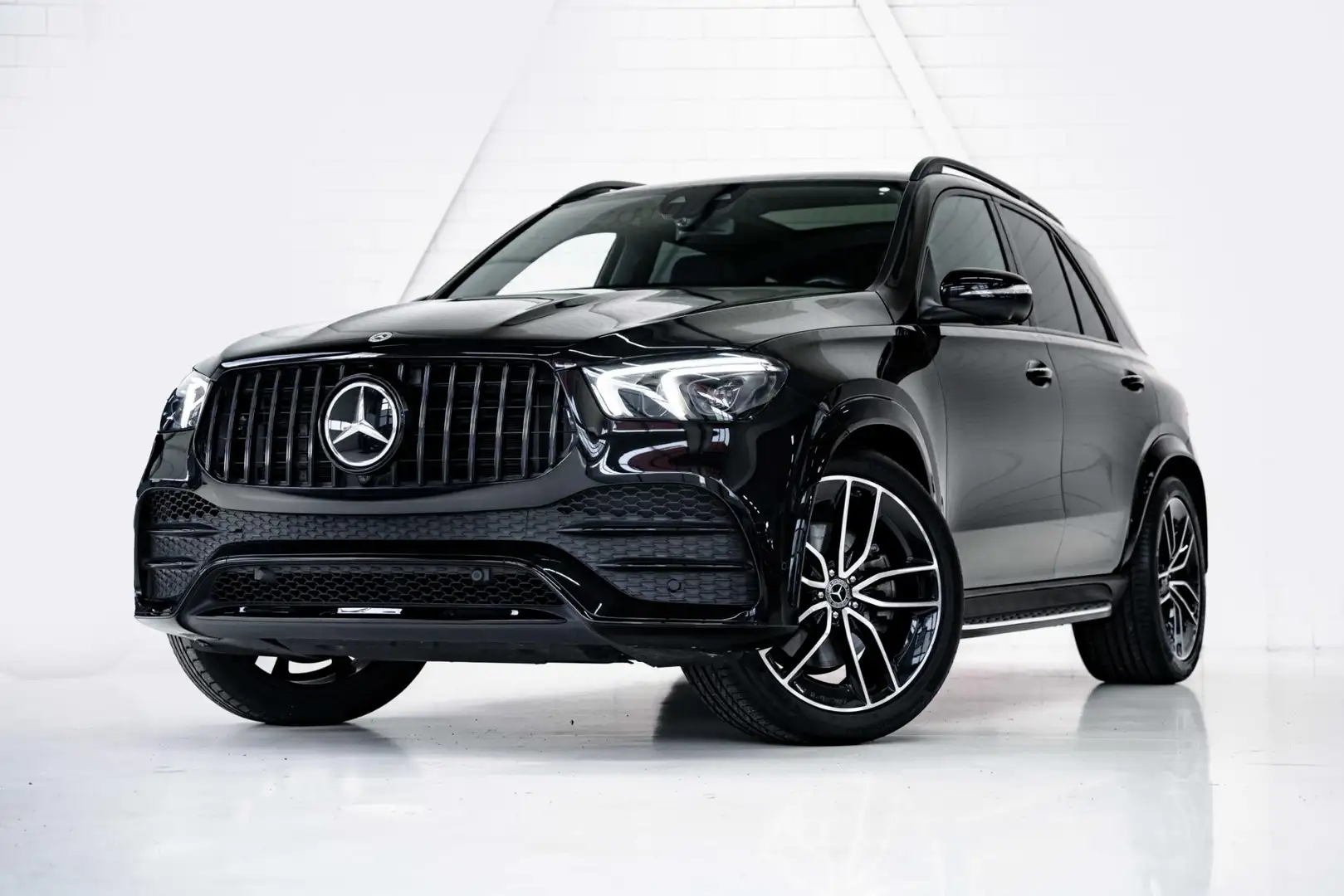 Mercedes-Benz GLE 580 Premium Plus | AMG pakket | Panoramadak | Burmeste Noir - 1